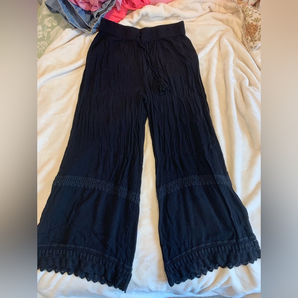 Black flowy pants